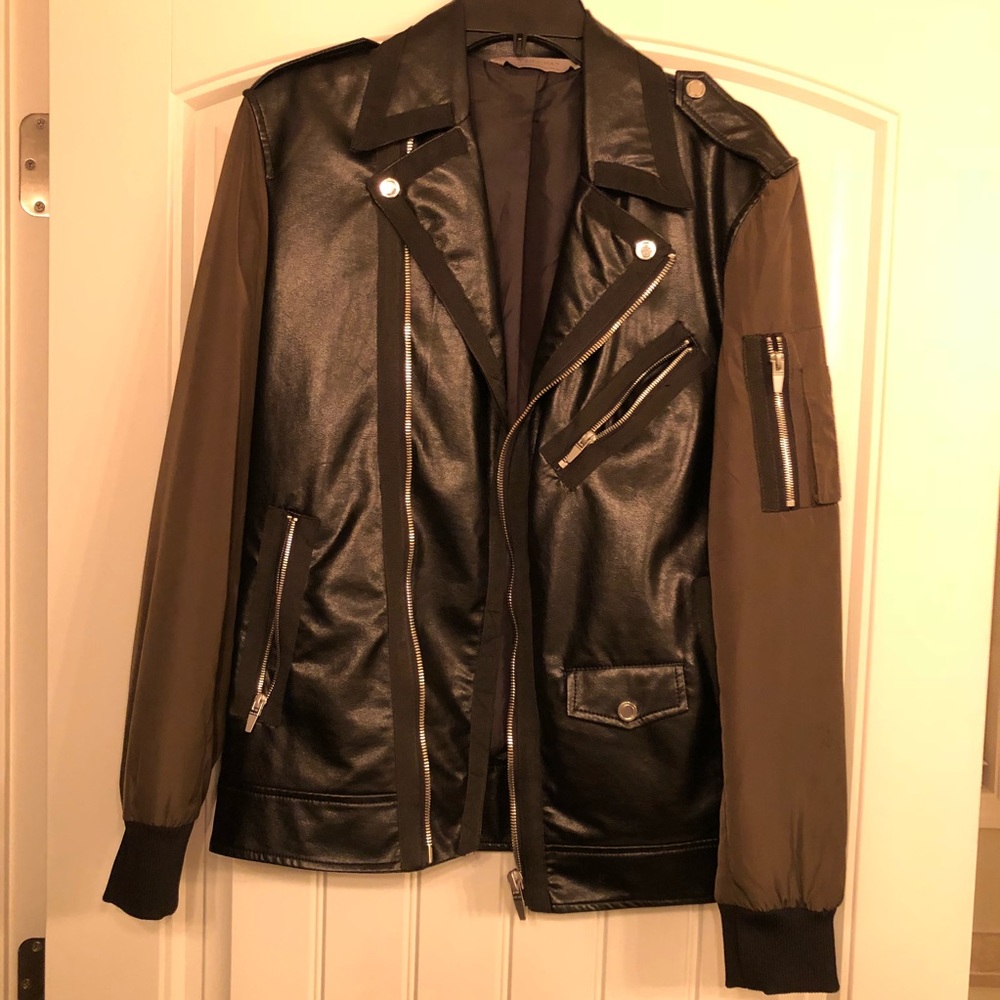 MENS ZARA LEATHER JACKET W/ BOMBER SLEEVES (S)